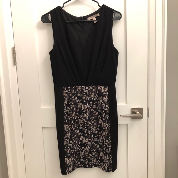 Two-Toned Black Patterned Dress - Picture 2 of 10